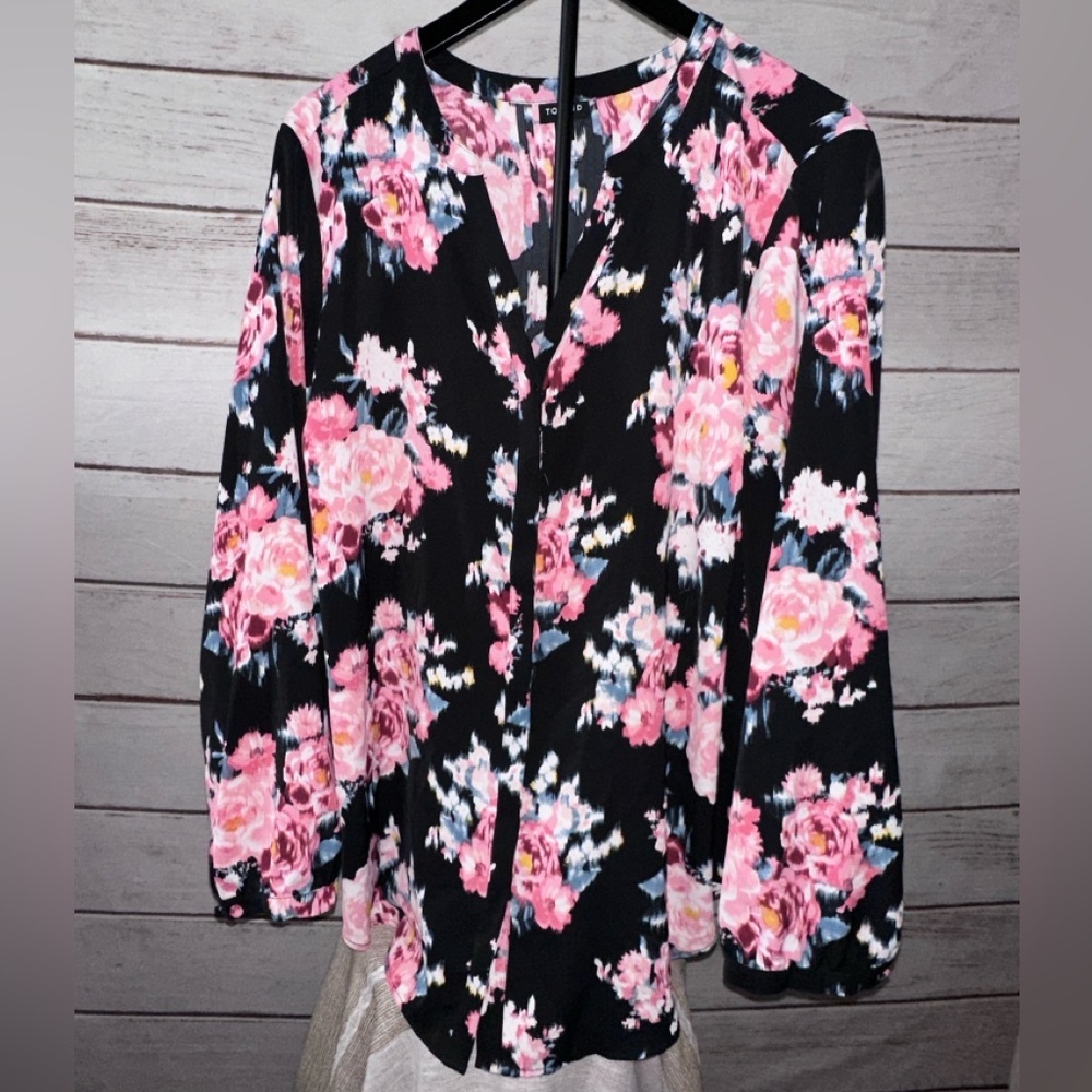Torrid Women's Floral Top - Black and Pink - Picture 2 of 6